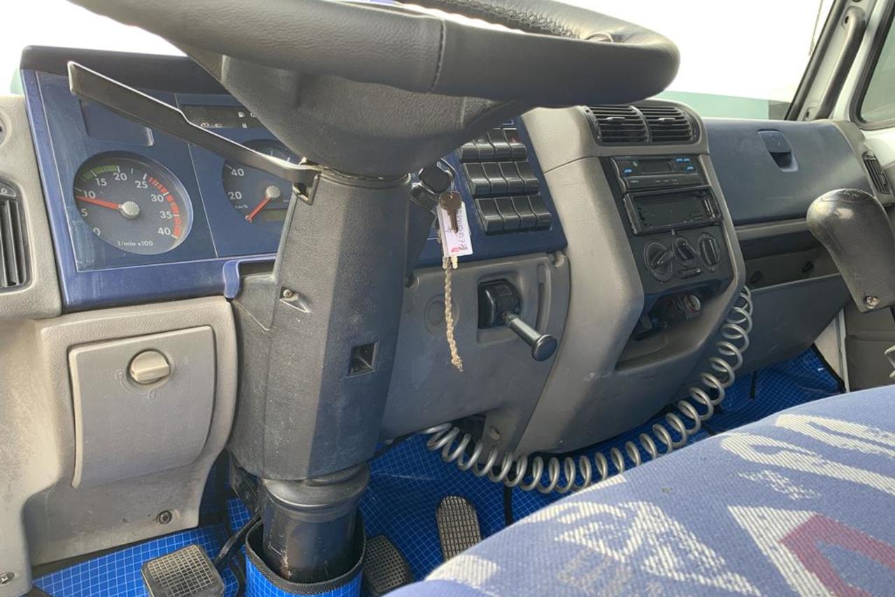 Volkswagen 8 120 - 00/00 9