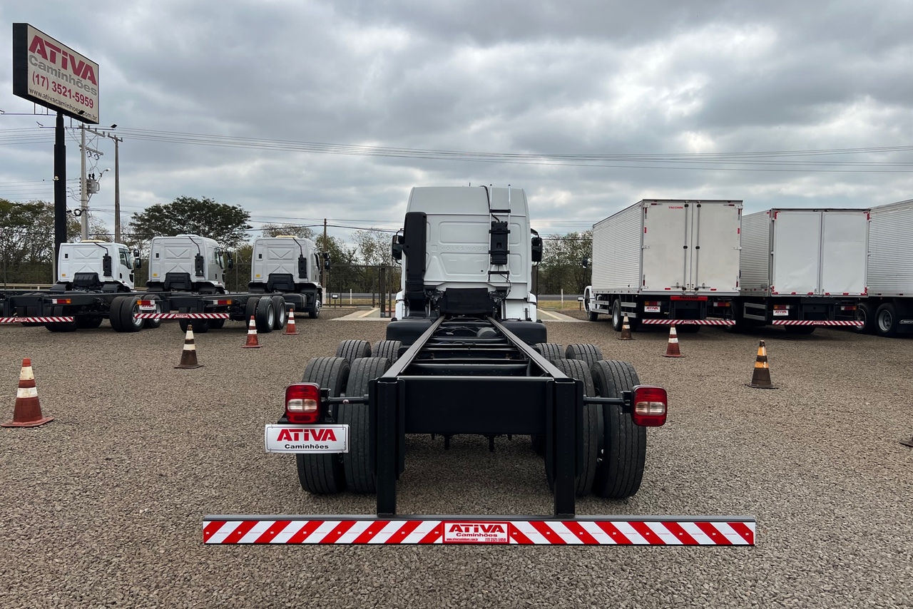 Volkswagen 24-280 E Constellation 6x2 - 20/21 3