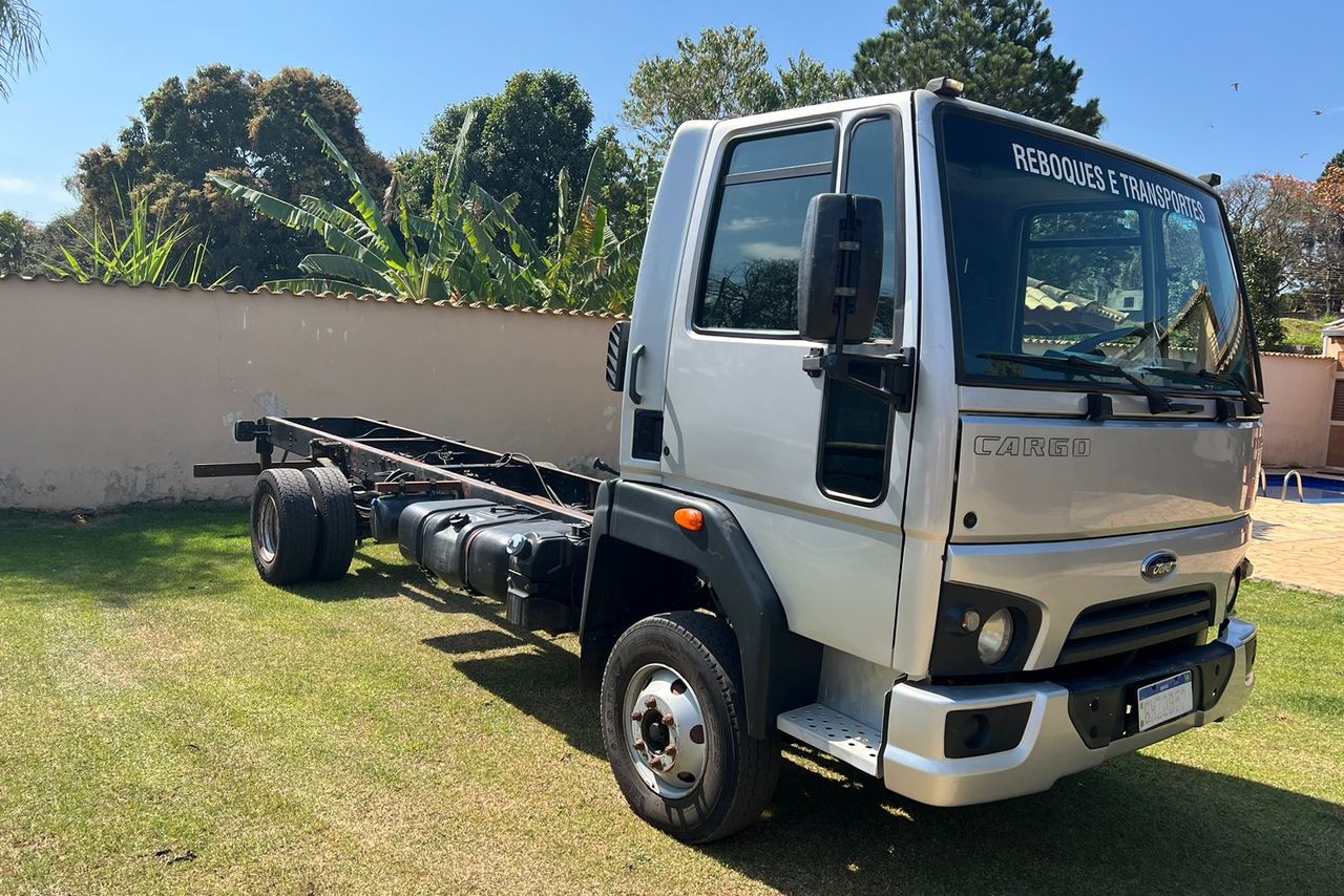 Ford Cargo1119 - 18/18 2