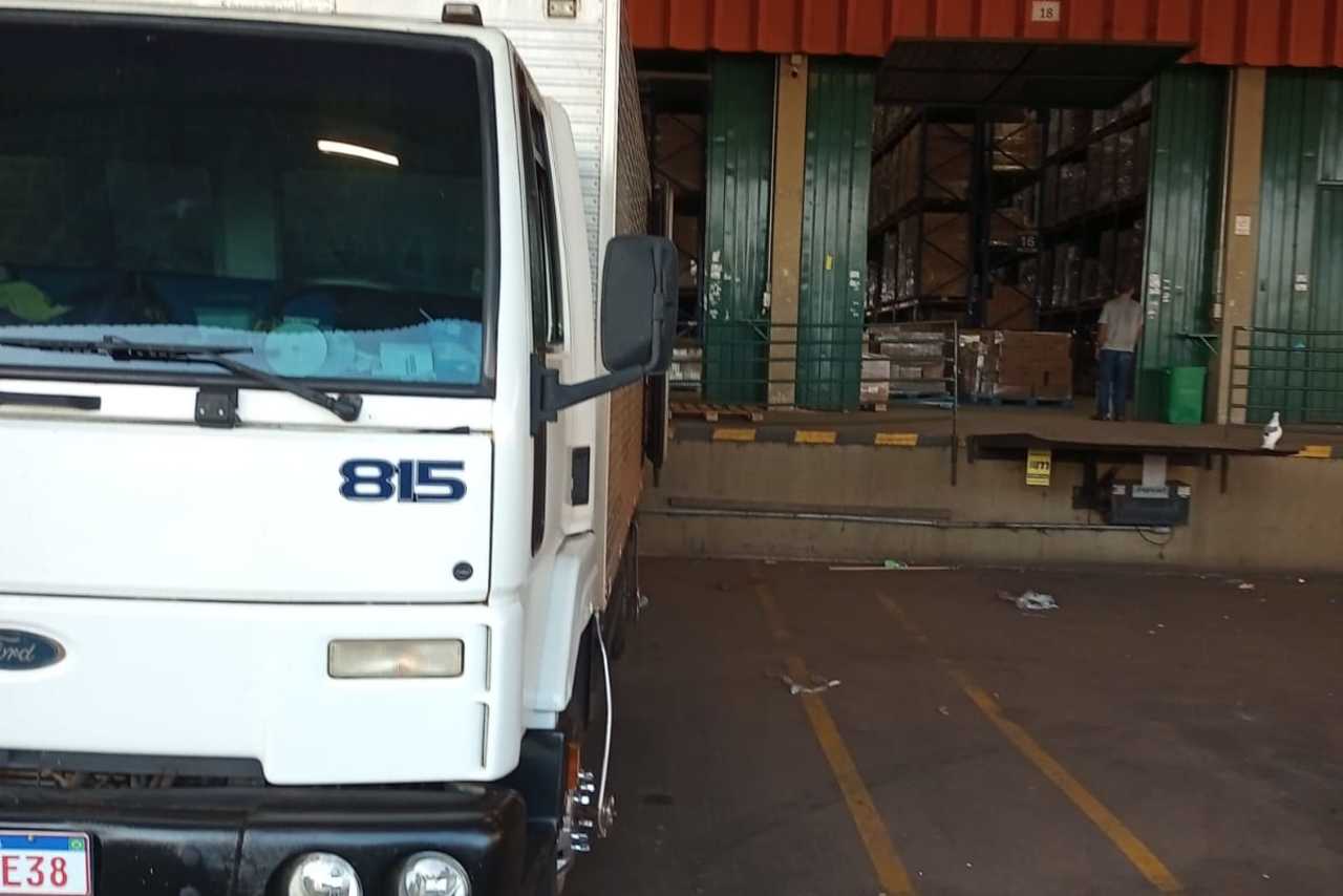 Ford Cargo815 - 03/04 16