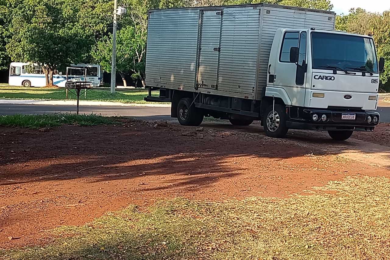 Ford Cargo815 - 03/04 18