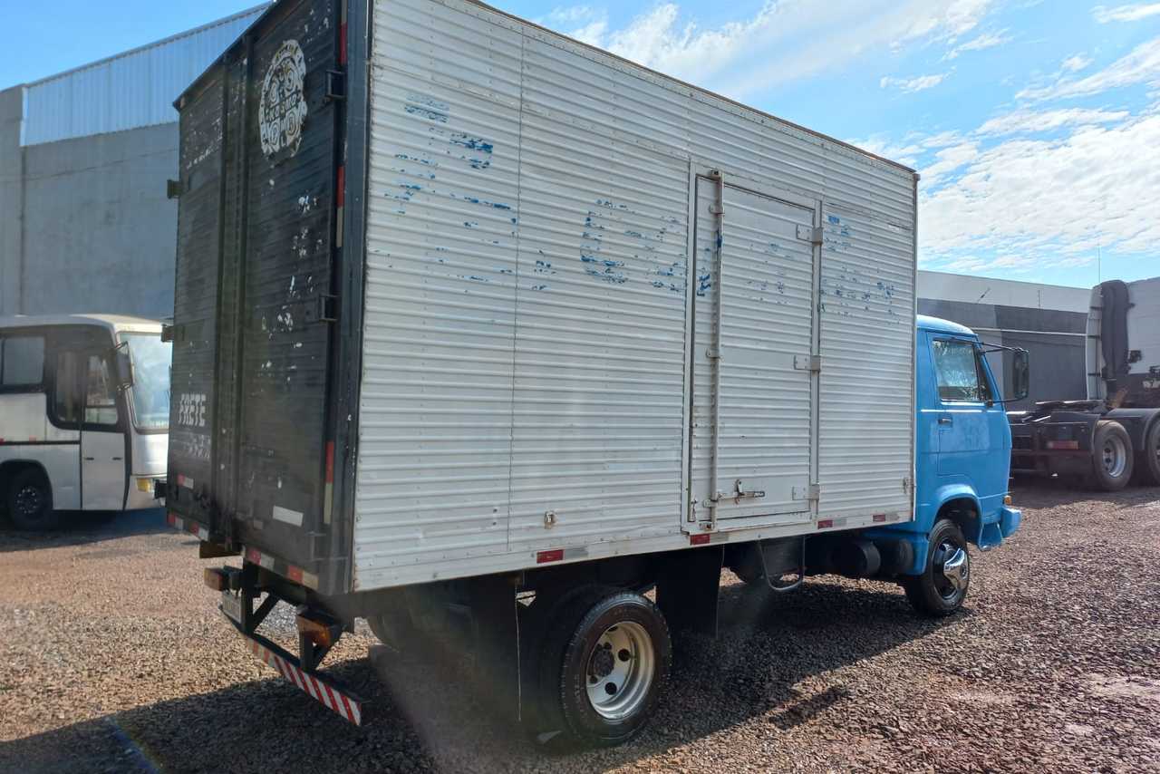 Volkswagen 6 90 - 86/86 4