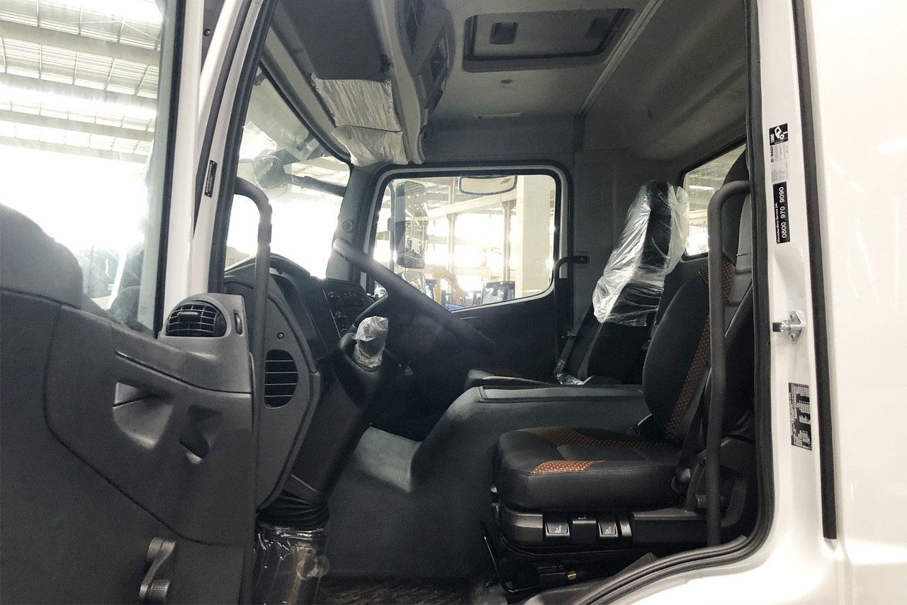 Mercedes Benz Atego 2730 - 24/25 13