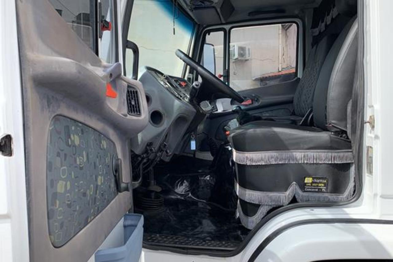 Mercedes Benz Atego 2423 - 03/03 8
