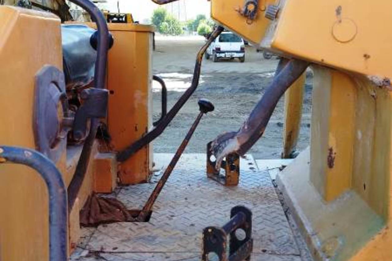 Caterpillar D4E - 90/90 3