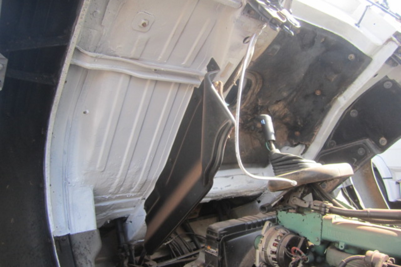 Volkswagen 31 260 - 09/09 8