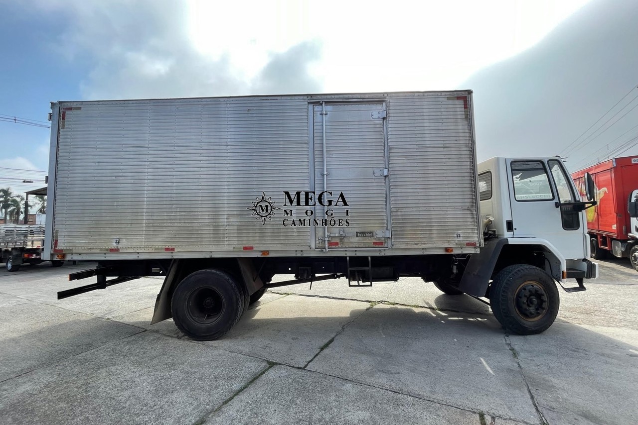 Ford Cargo 1114 - 86/86 4