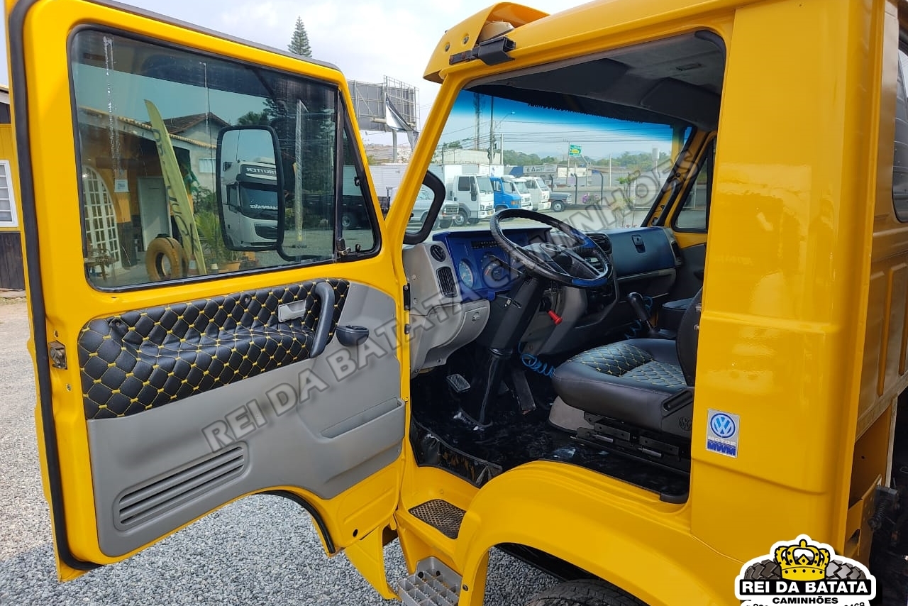 Volkswagen 8 120 - 05/05 5