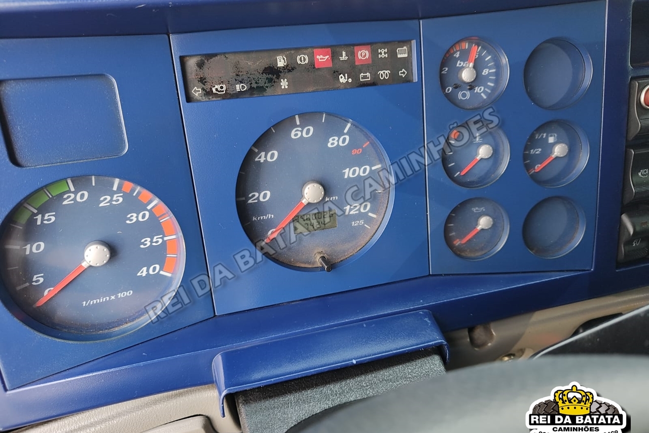 Volkswagen 8 120 - 05/05 17