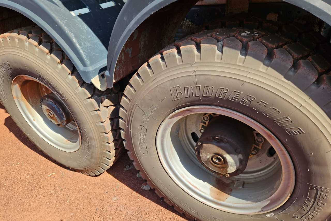 Mercedes Benz Axor 4144 - 11/12 4