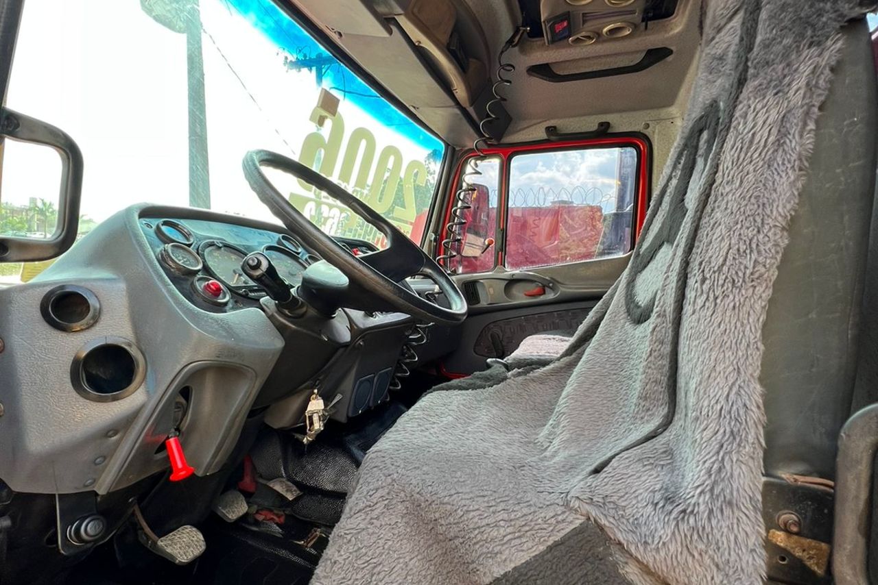 Mercedes Benz MB 1620 - 06/06 9