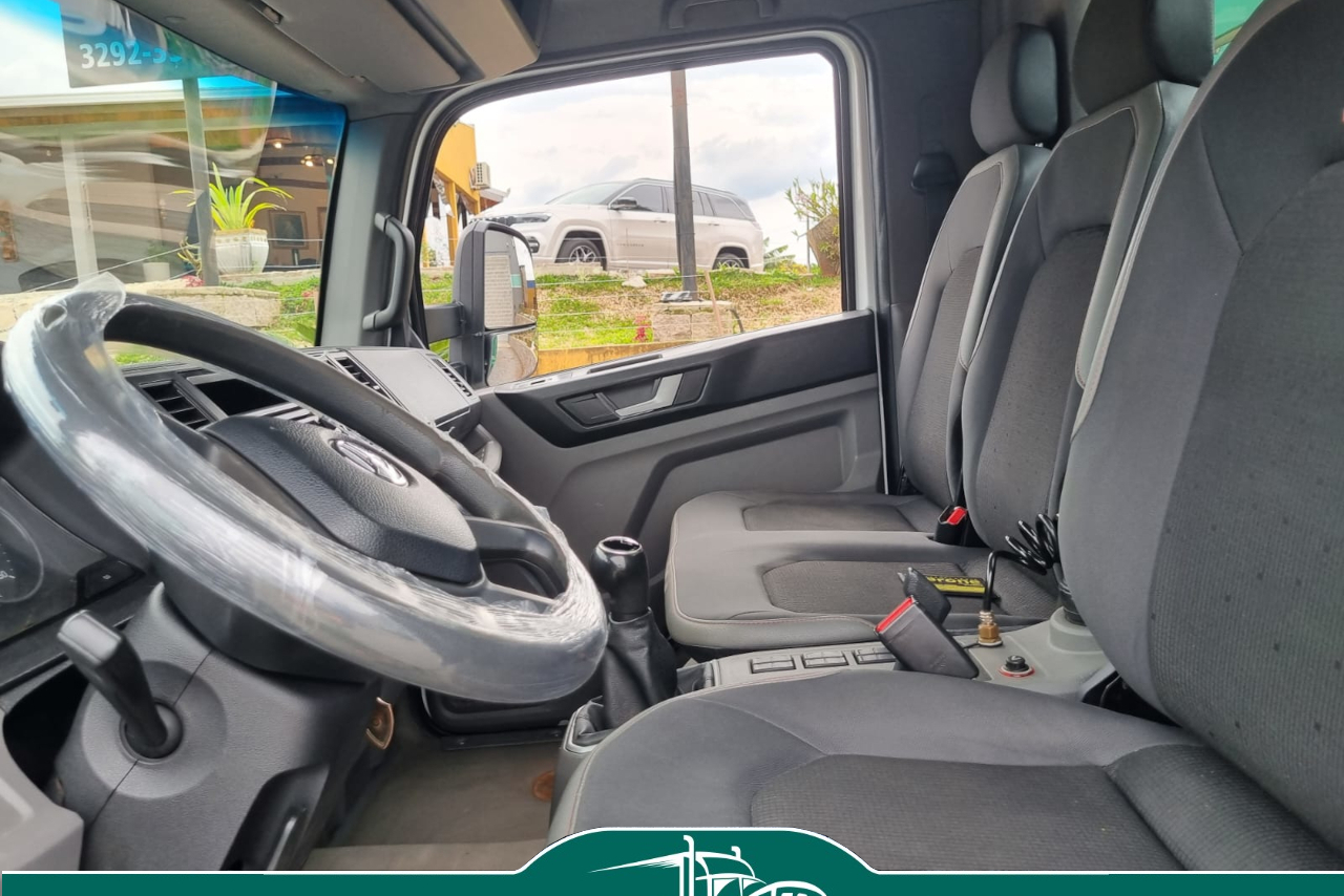 Volkswagen 11-180 Delivery - 19/20 8