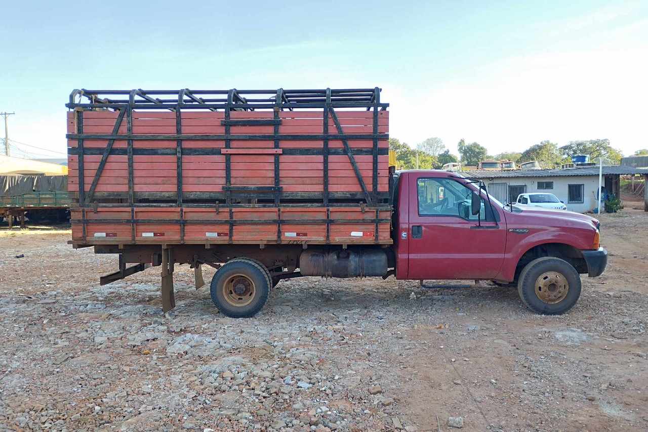 Ford F4000 - 04/04 2