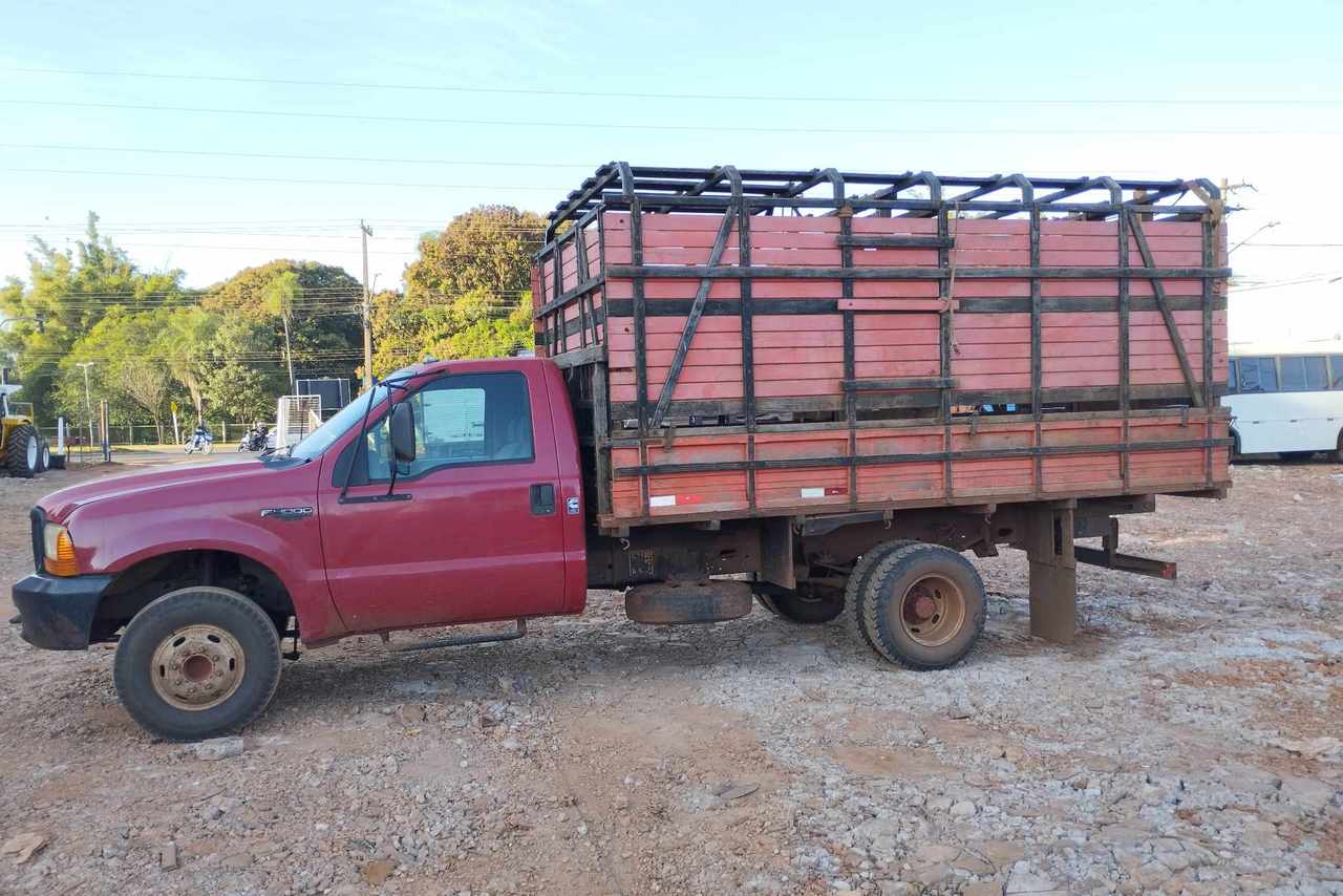 Ford F4000 - 04/04 6