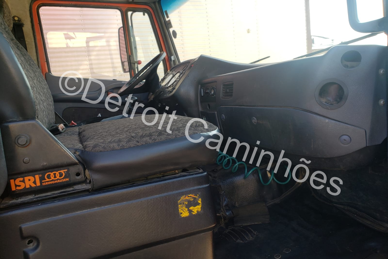 Mercedes Benz MB 1718 - 09/09 10