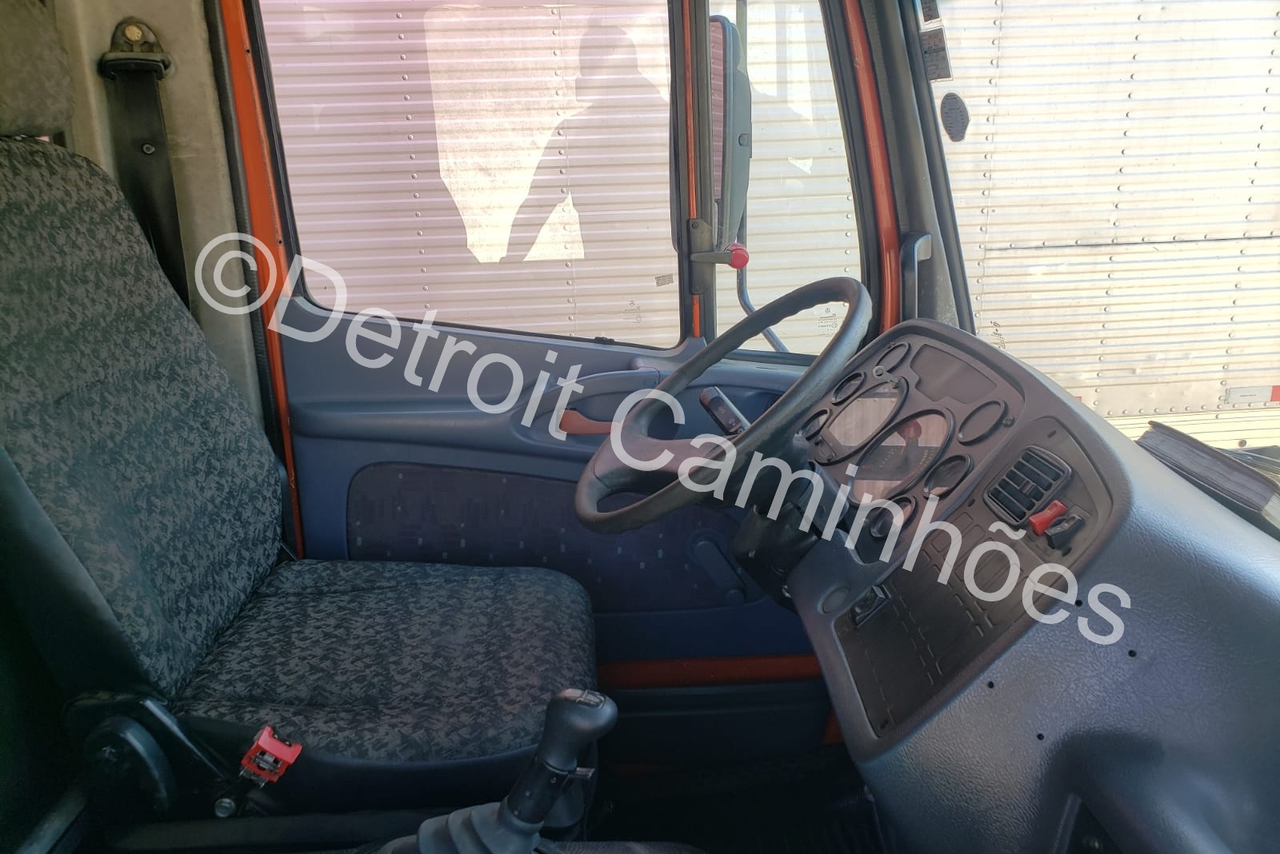 Mercedes Benz MB 1718 - 09/09 13