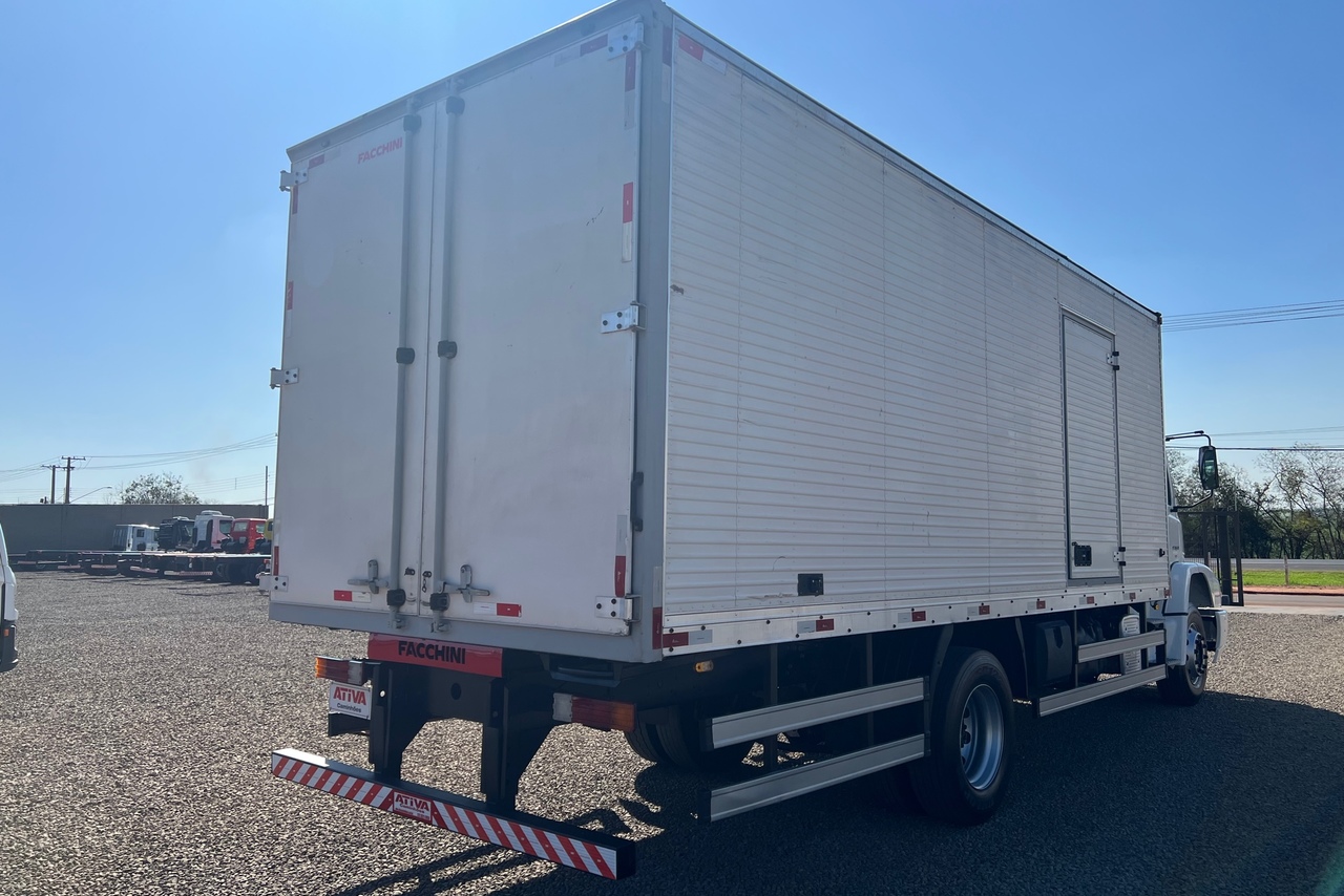 Mercedes Benz Atego 1319 - 14/14 5