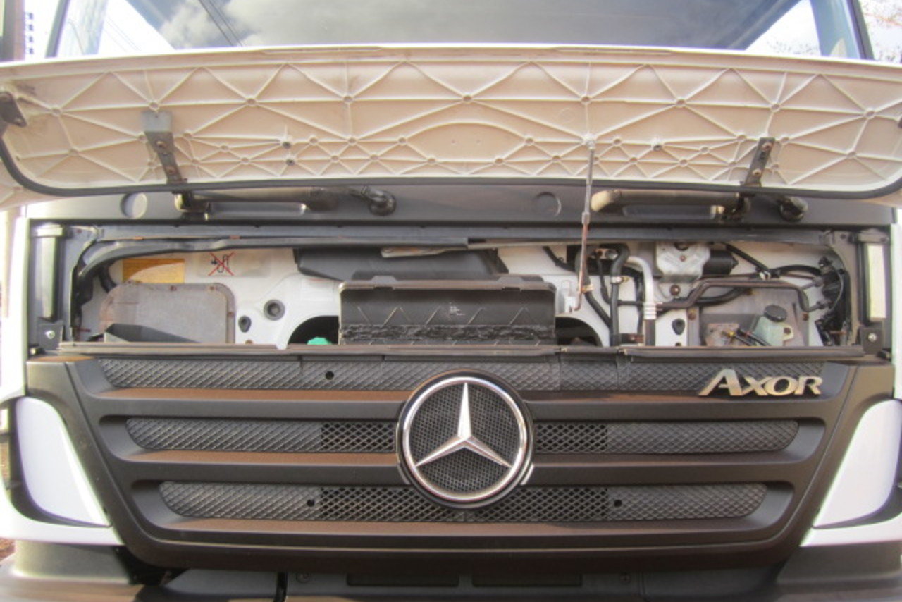 Mercedes Benz Axor 2831 - 11/11 13