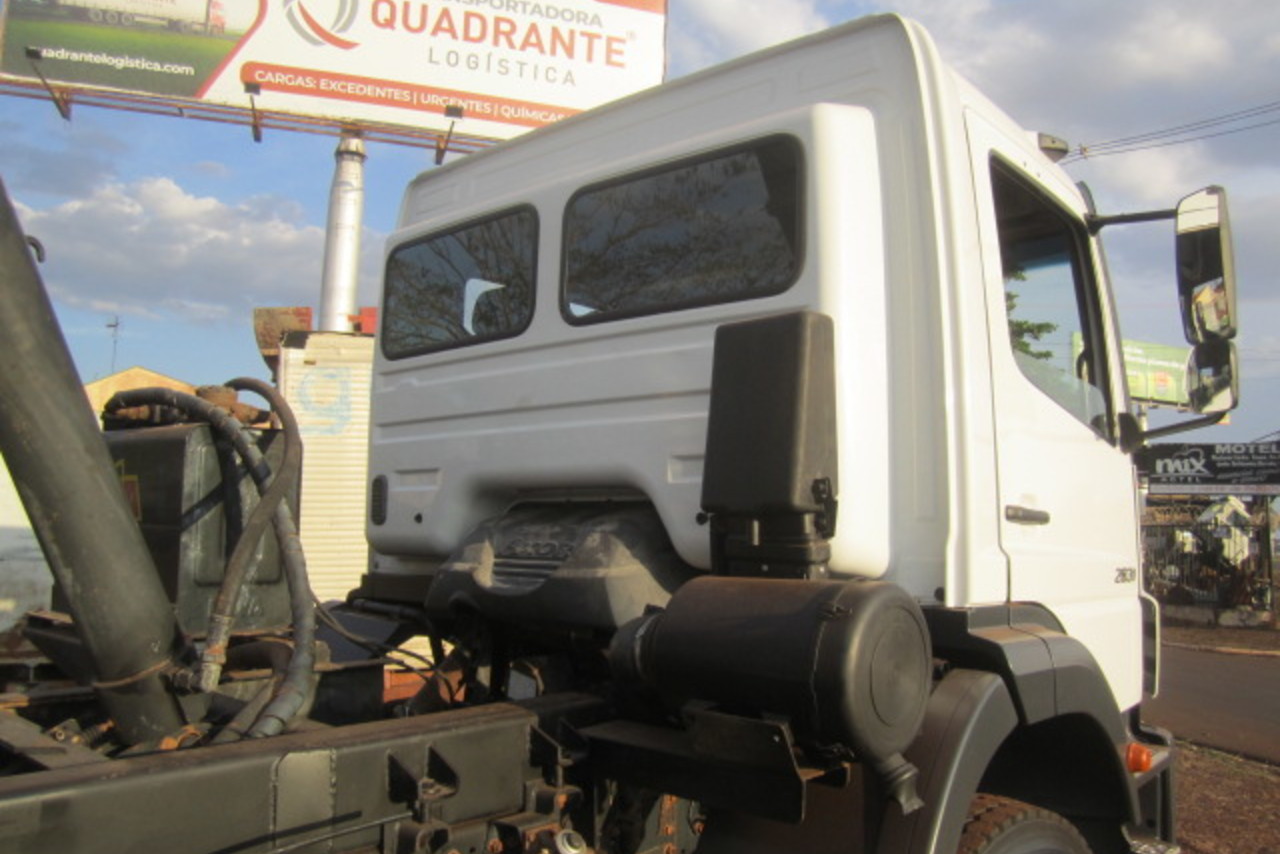 Mercedes Benz Axor 2831 - 11/11 17