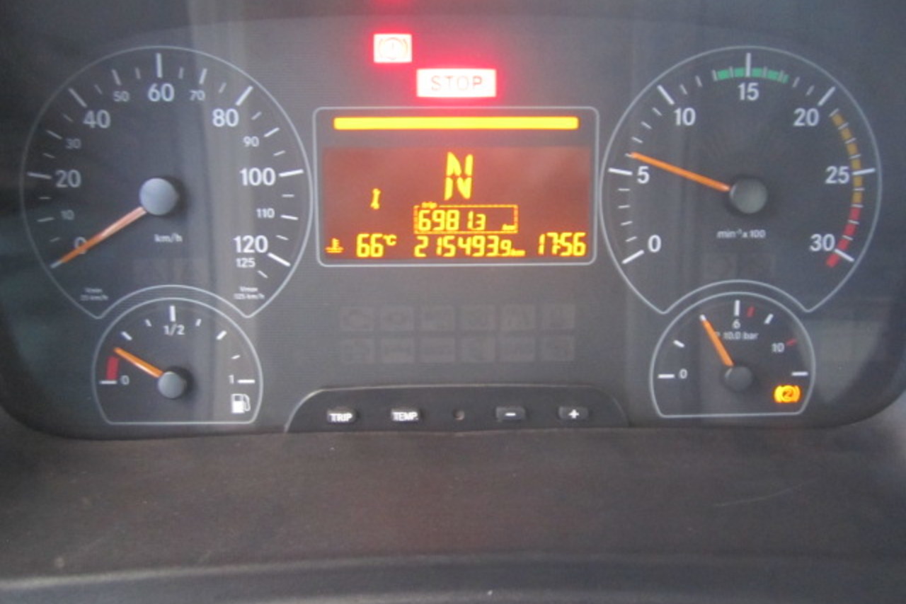 Mercedes Benz Axor 2831 - 11/11 20