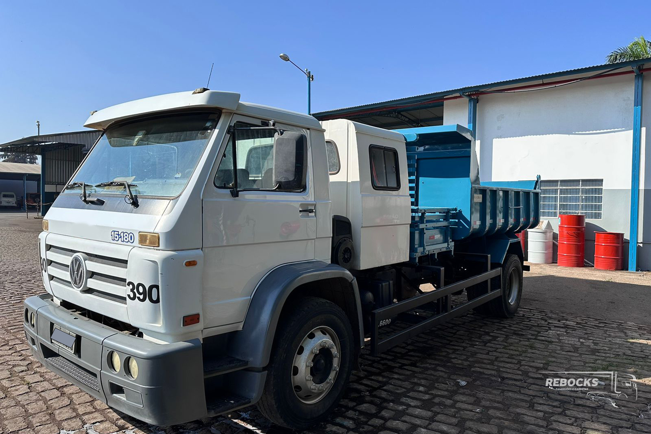 Volkswagen 15-180 E Constellation - 00/00 6