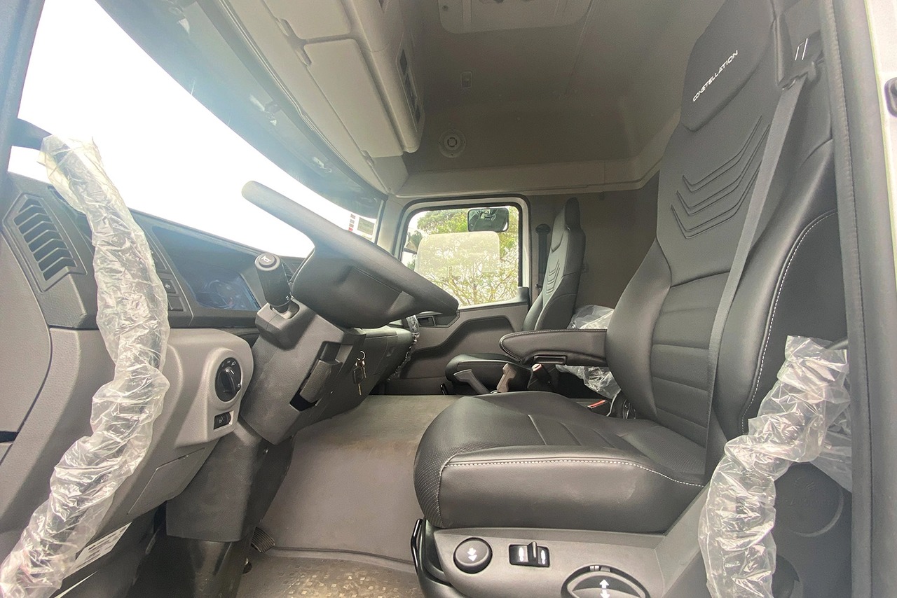 Volkswagen VW 25480 Constellation 6x2 - 23/23 2