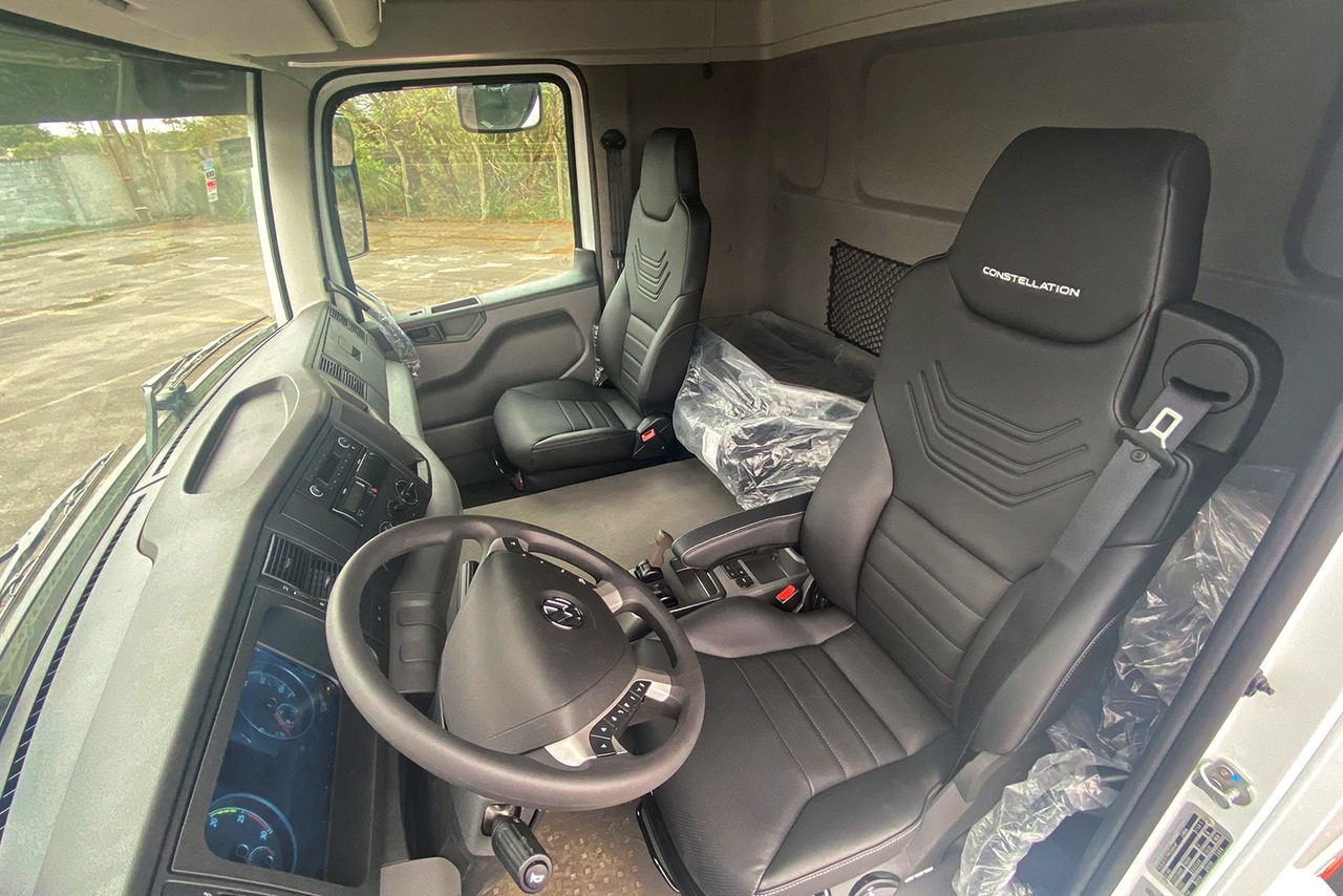 Volkswagen VW 25480 Constellation 6x2 - 23/23 3
