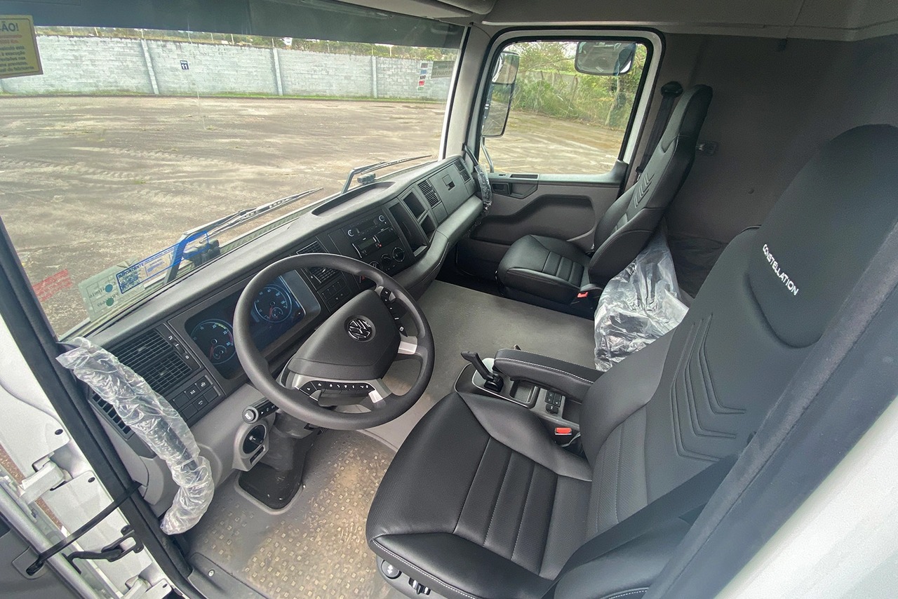 Volkswagen VW 25480 Constellation 6x2 - 23/23 5