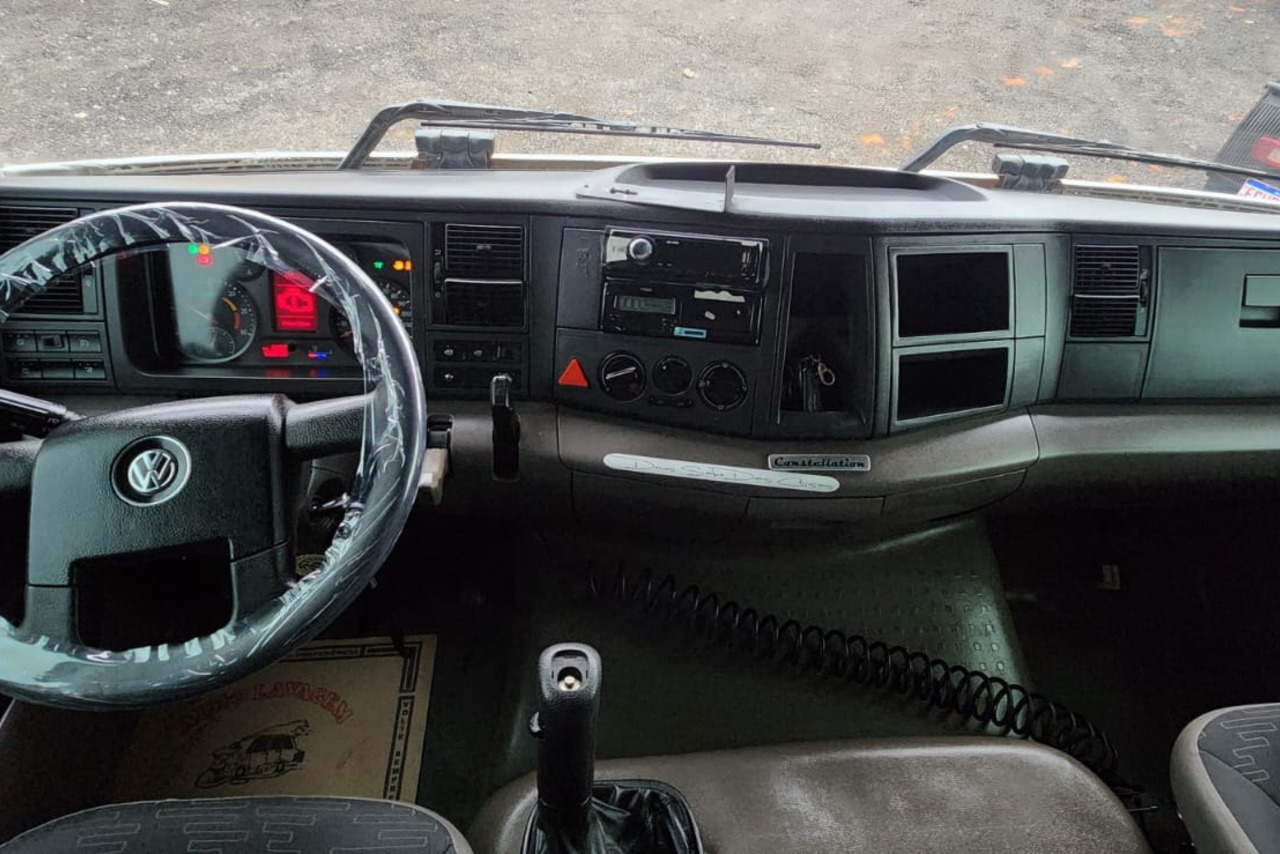 Volkswagen 24 330 - 15/16 18