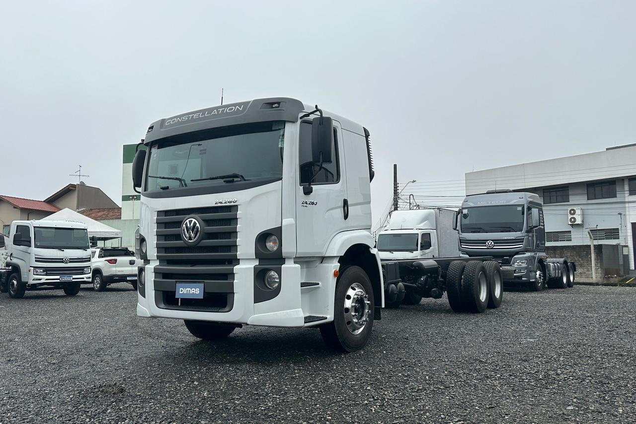 Volkswagen 24-280 E Constellation 6x2 - 21/22 2