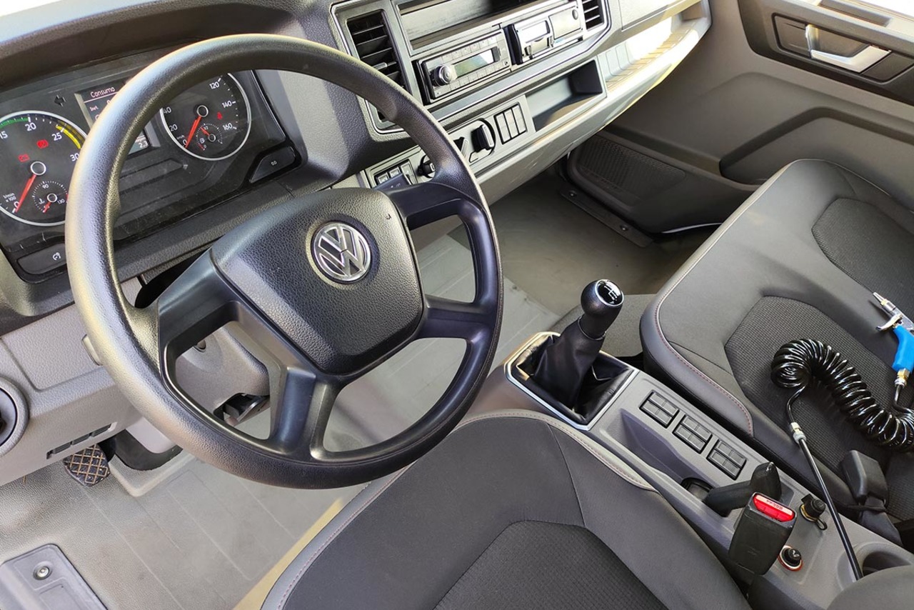 Volkswagen 11-180 Delivery  - 21/22 4