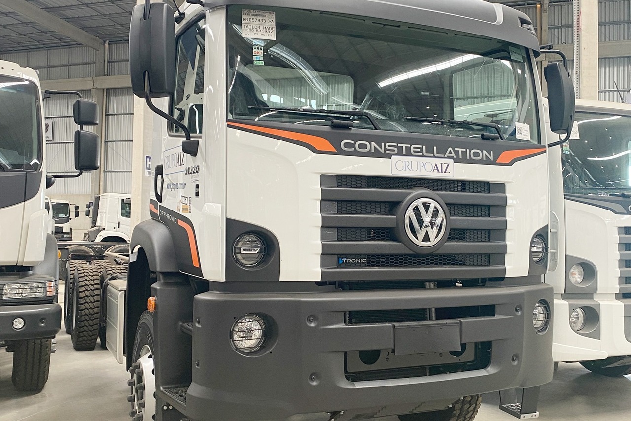 Volkswagen VW 31320 - 24/25 5