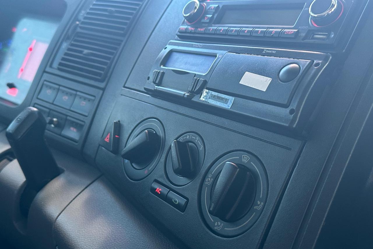 Volkswagen 25-360 6x2 Constellation - 20/21 12