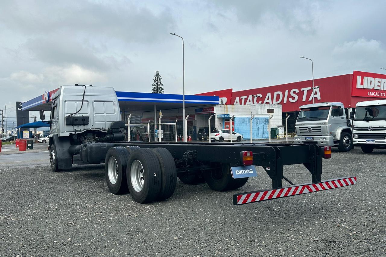 Ford Cargo2422 -  6