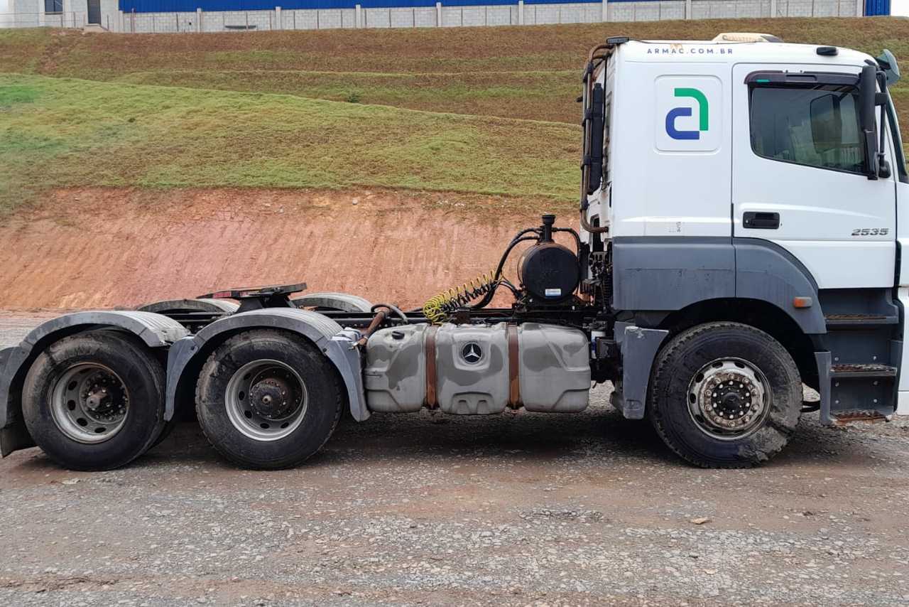 Mercedes Benz Axor 2535 - 01/09 5