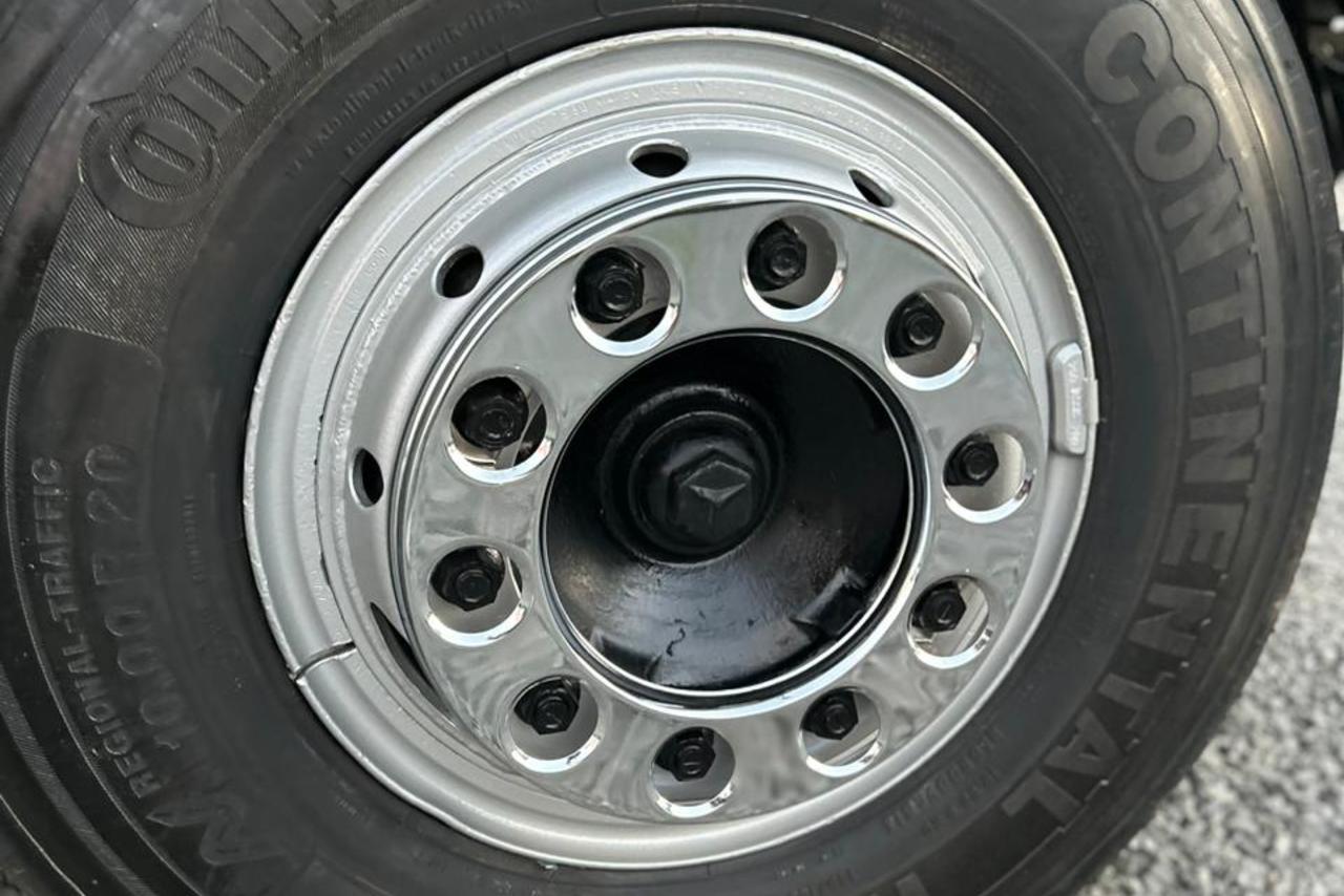 Mercedes Benz MB 1620 - 05/06 5