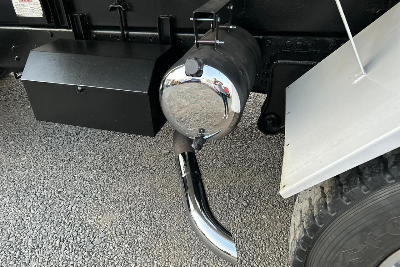 Mercedes Benz MB 1620 - 05/06 9