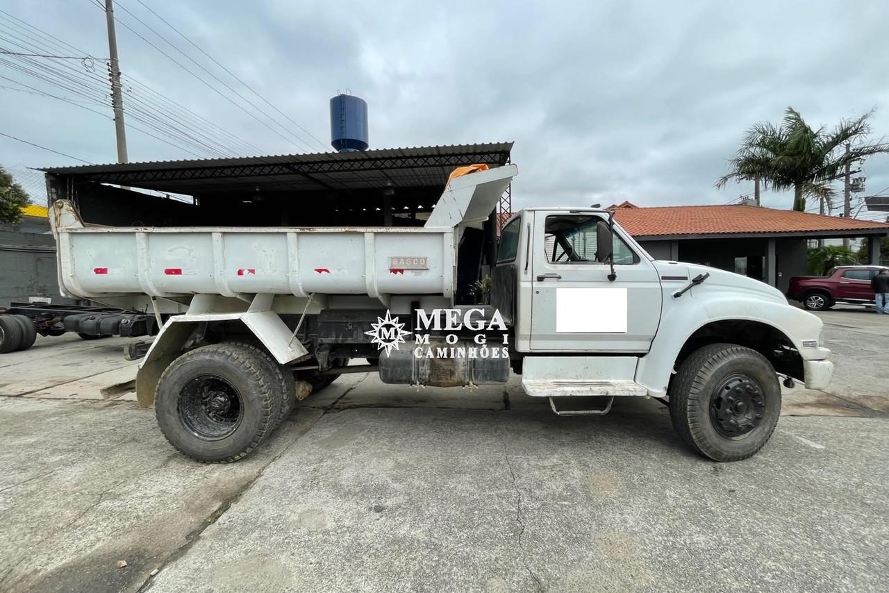 Ford F14000 - 96/96 2