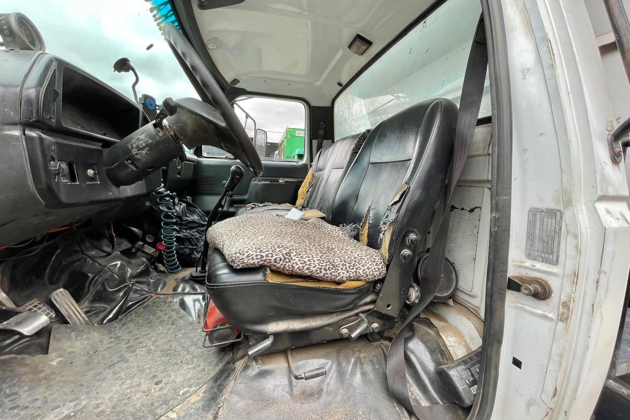 Ford F14000 - 96/96 11