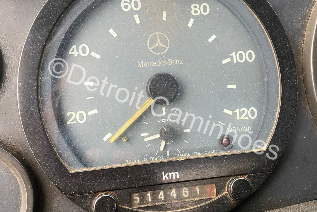 Mercedes Benz MB 1720 - 02/02 2