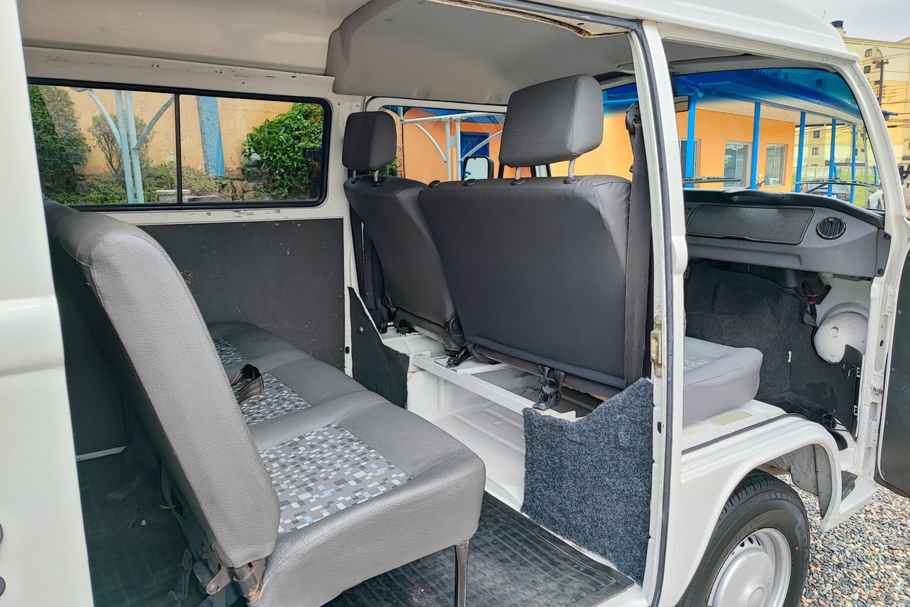 Volkswagen Kombi Standard - 12/13 6