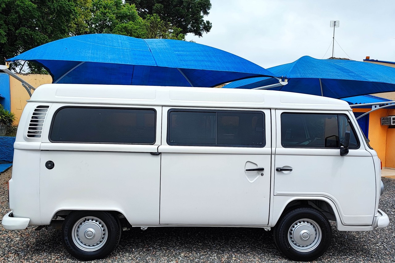 Volkswagen Kombi Standard - 12/13 12