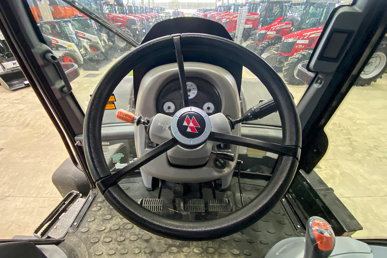 Massey Ferguson MF 7318 - 23/24 9