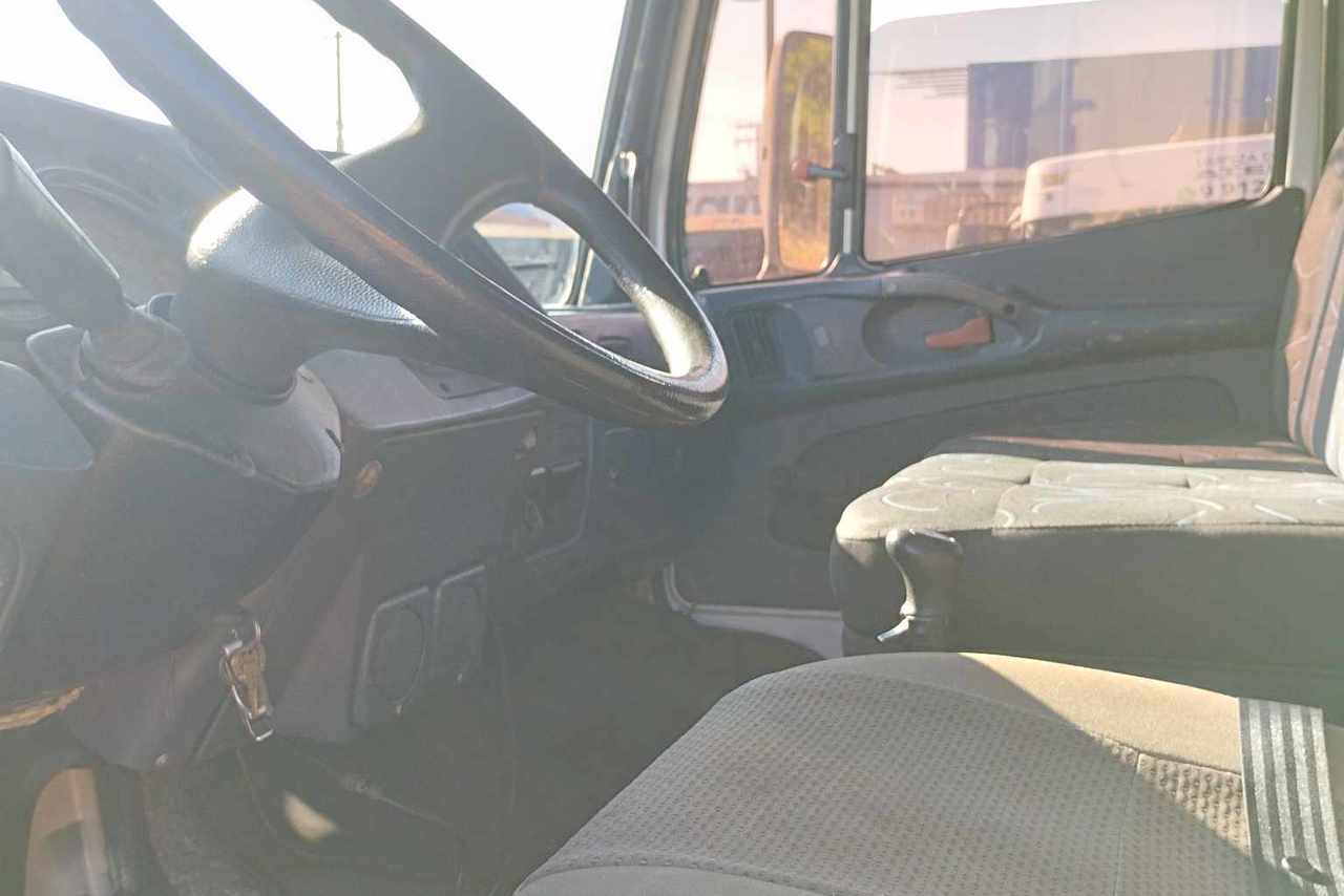 Mercedes Benz MB 1620 - 02/02 4