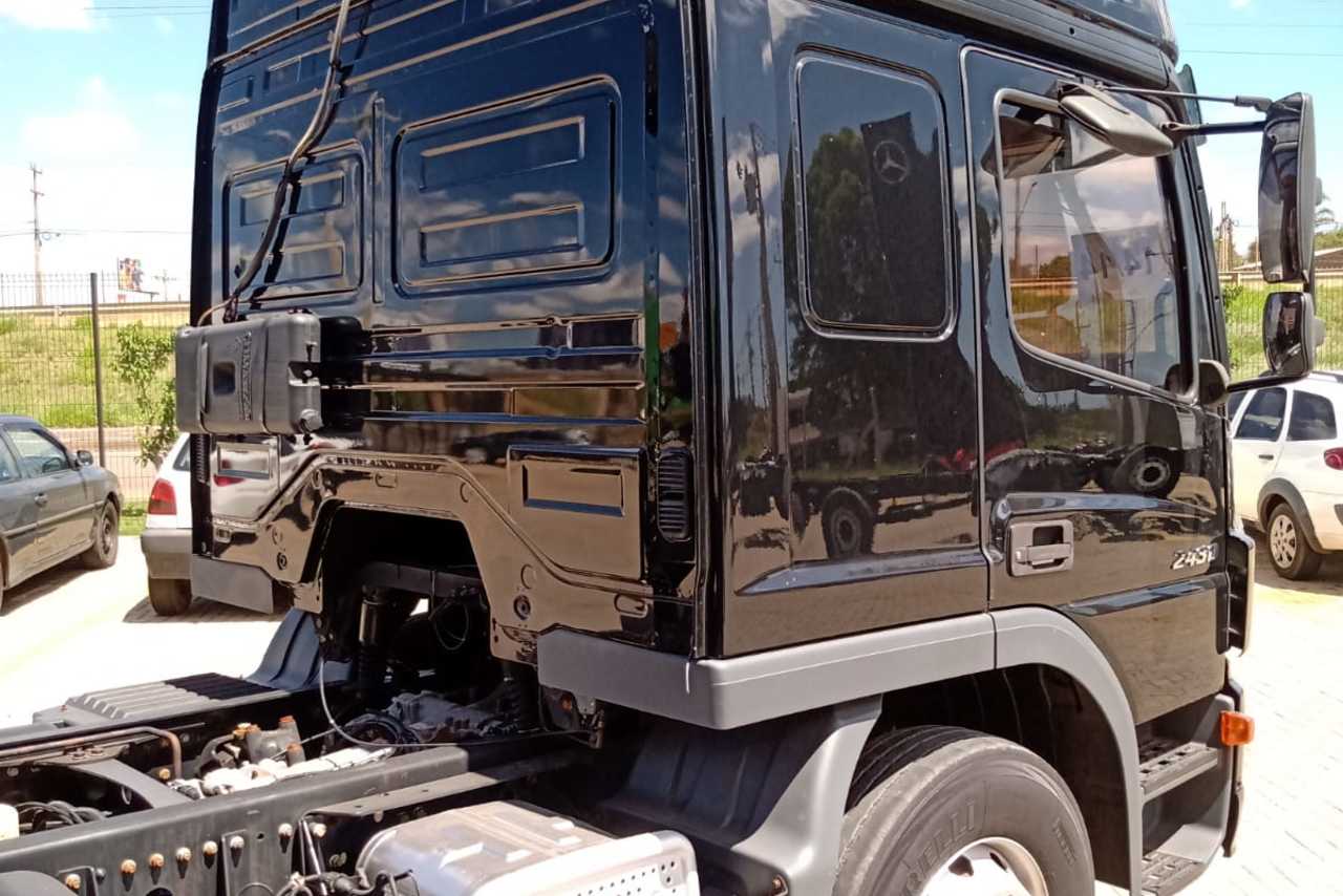 Mercedes Benz Atego 2430 - 14/14 6