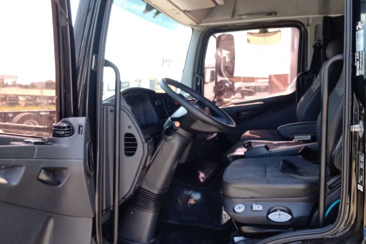 Mercedes Benz Atego 2430 - 14/14 12