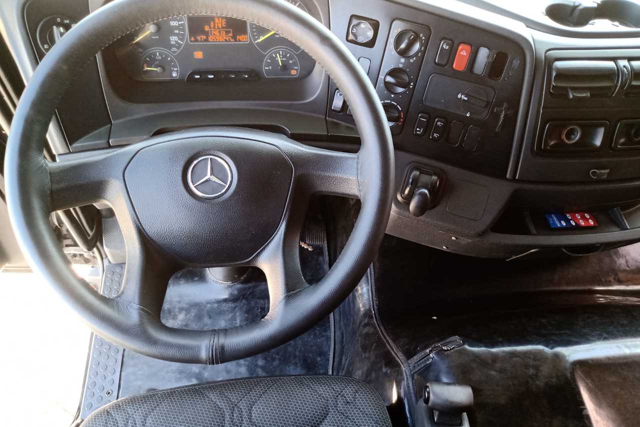 Mercedes Benz Atego 2430 - 14/14 14
