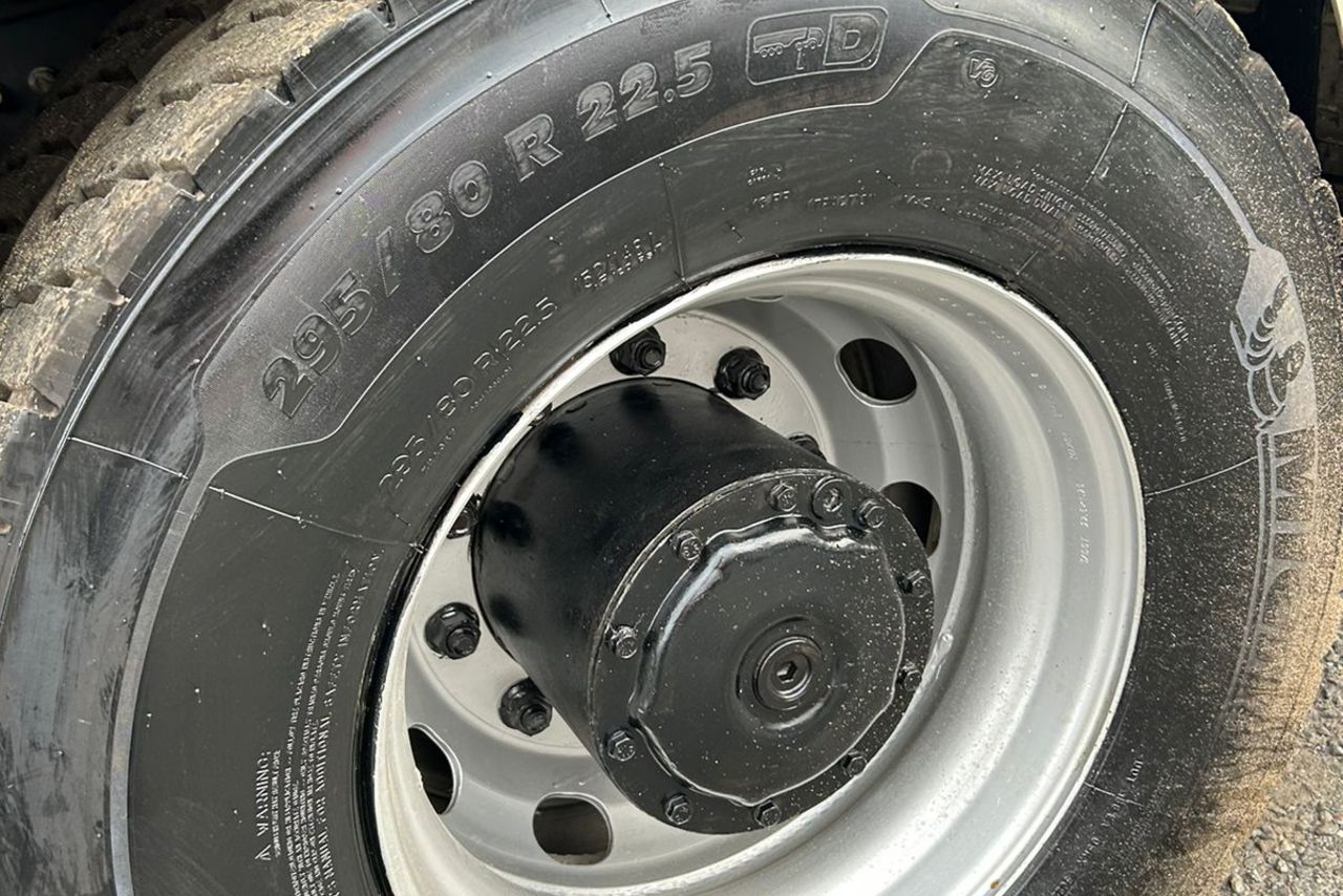 Mercedes Benz Axor 2035 - 11/11 14
