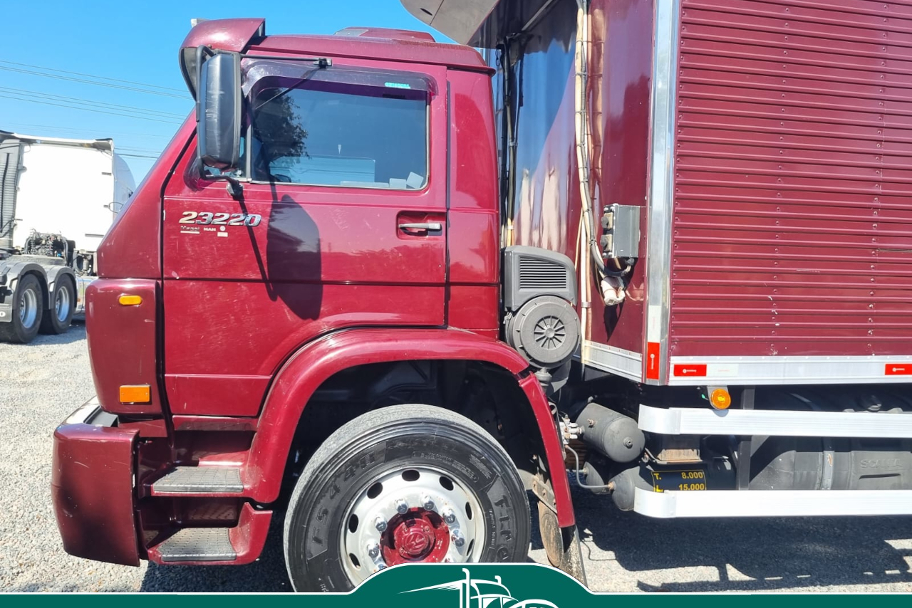 Volkswagen 23 220 - 05/05 3