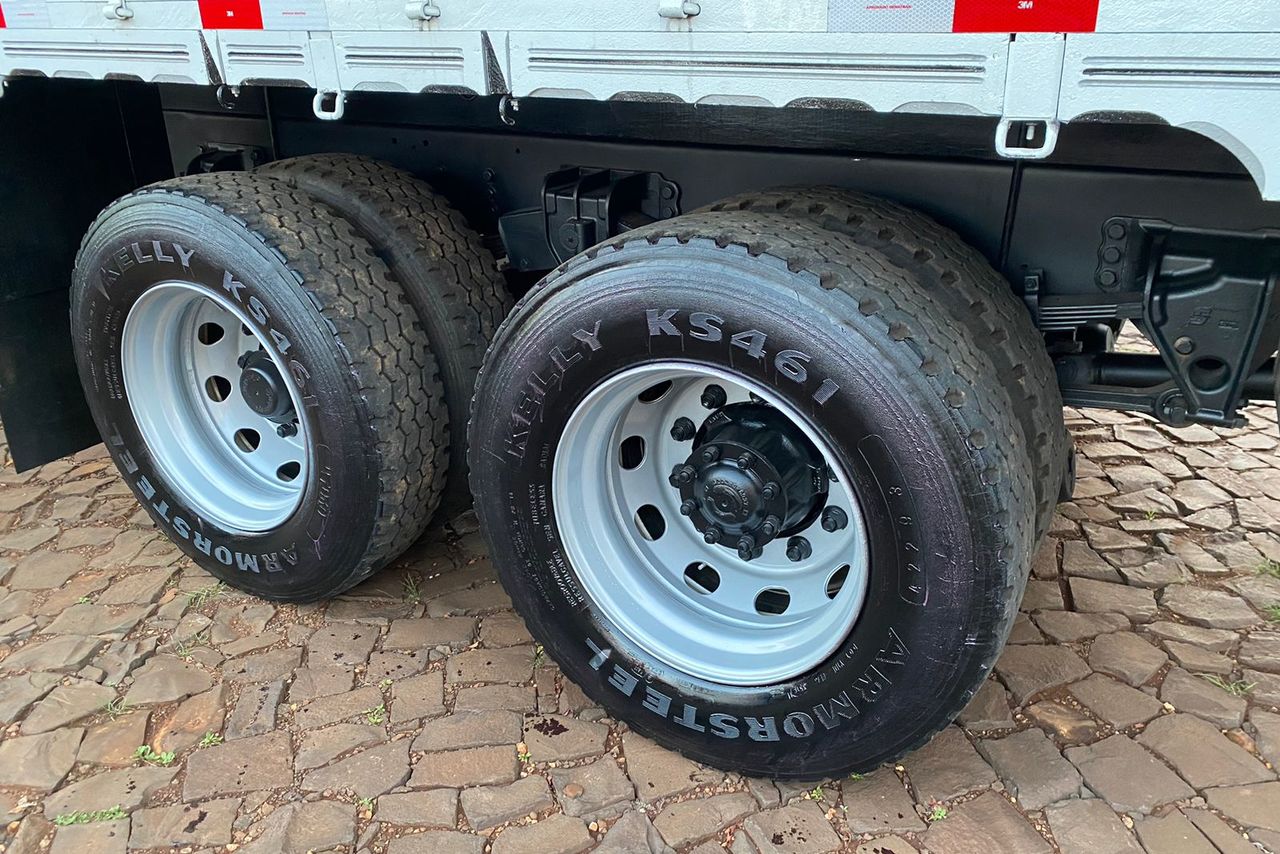 Volkswagen 24 220 - 11/11 9